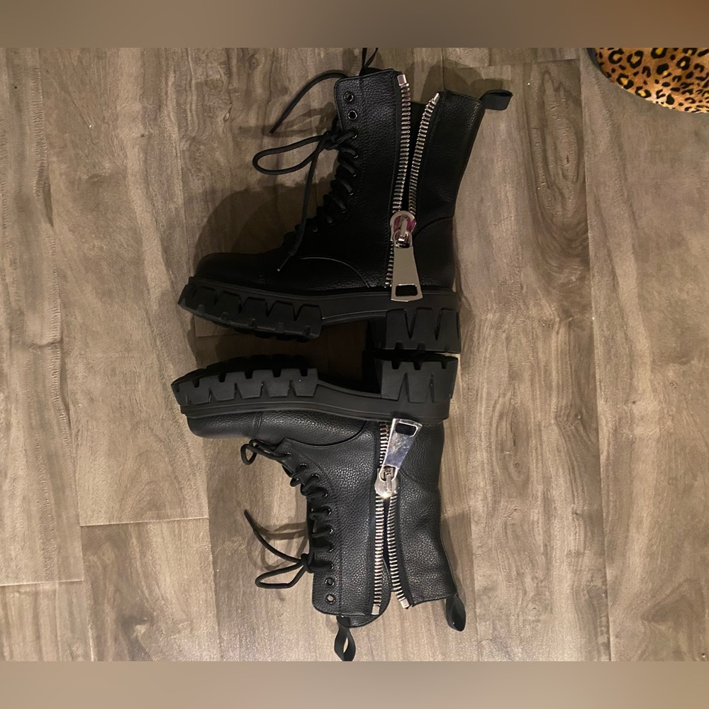Brand new beautiful, vegan leather combat boots - Picture 10 of 11